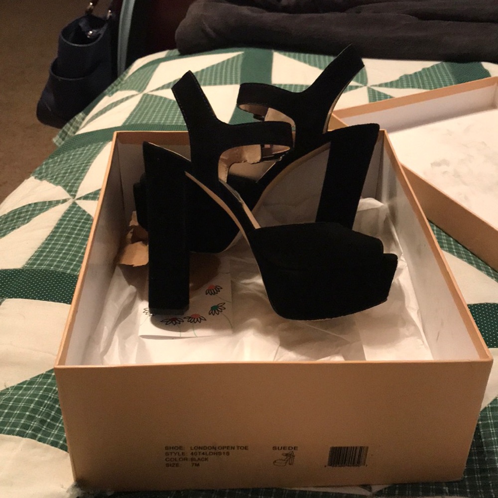 Michael Kors Platform heels